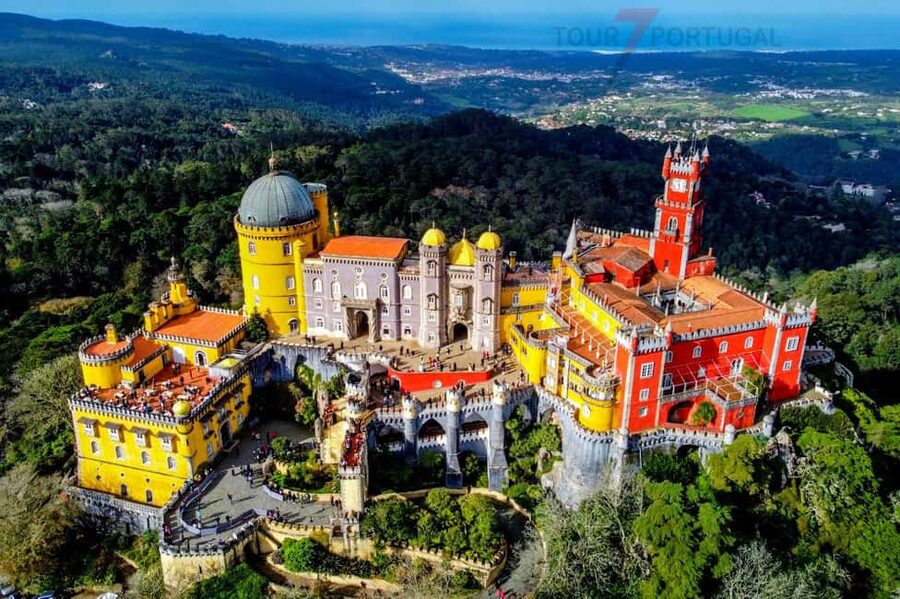 Lisbon: Pena Palace, Moorish Castle, Monserrate & Cabo Roca. - Starting in Sintra Town: Set Your Senses Before the Palaces