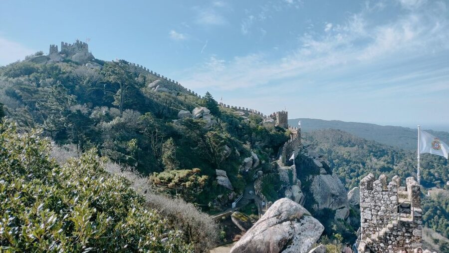 Lisbon: Pena Palace, Qta Regaleira, Moorish Castle & Cascais - Quinta da Regaleira: the Initiatory Well and dreamlike gardens