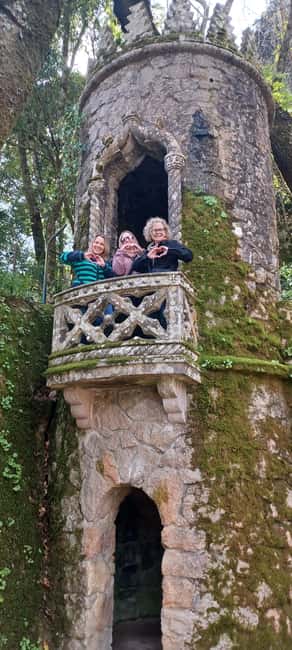Lisbon: Pena Palace, Regaleira and Sintra - Meeting the Van: Pickup, Small Group Size, and Comfort