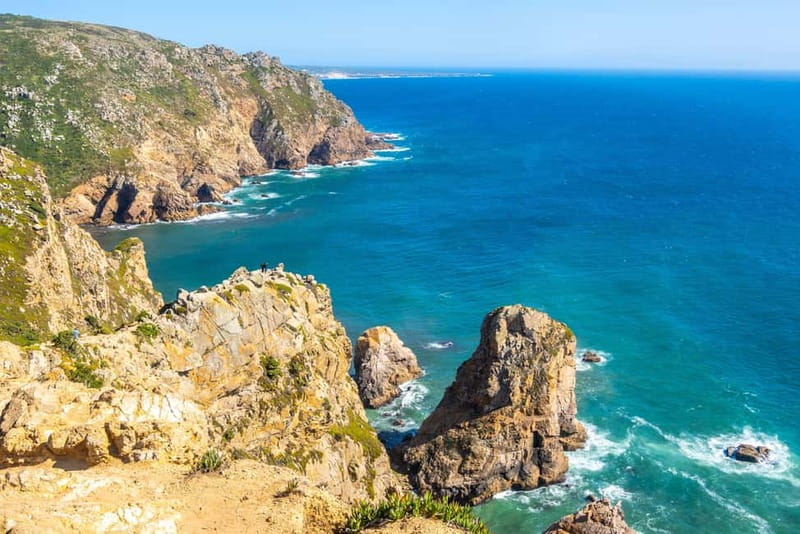 Lisbon: Pena Palace, Sintra, Cabo da Roca & Cascais Day Trip - What the Guide Adds (Besides Facts)