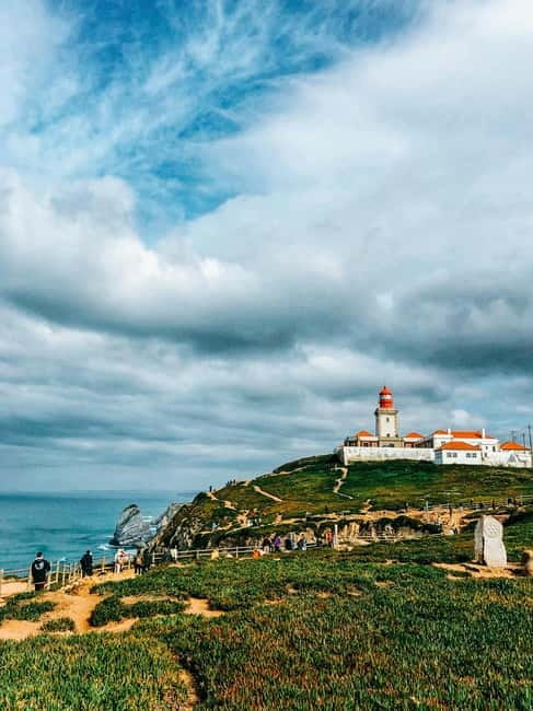 Lisbon: Pena Palace, Sintra, Cabo da Roca & Cascais Day Trip - Timing, Walking, and Small Tips That Make It Easier