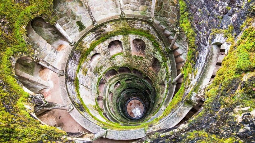 Lisbon: Pena Palace, Sintra, Cabo da Roca, & Cascais Tour - Castle of the Moors: medieval fort energy with Reconquista context