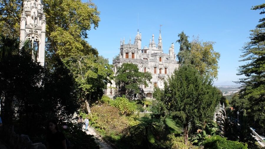 Lisbon: Pena, Regaleira & Atlantic Coast Tour with a Local - Pena Palace: viewpoint planning and the colorful royal story