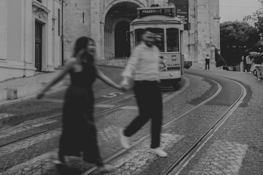 Lisbon photo shoot with a highlight video - Praça do Comércio: the meeting point that sets the tone