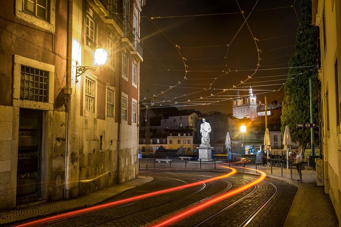Lisbon Photography Masterclass - Private Photography Lesson - Alfama: street textures, hidden angles, and quick lessons in composition