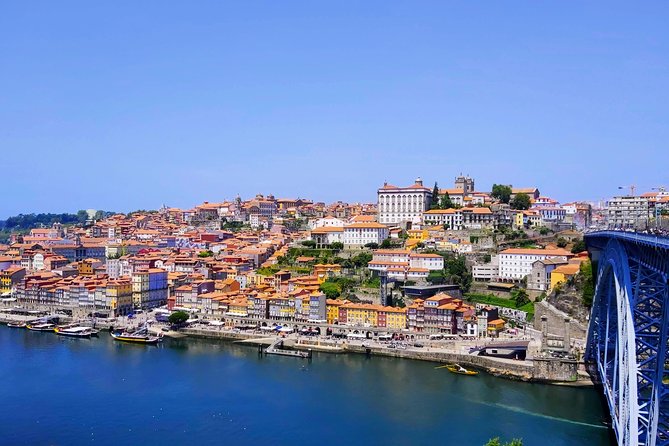 Lisbon & Porto Private Luxury Road Trip - Timing and pickup: when your day starts (and when it stops)