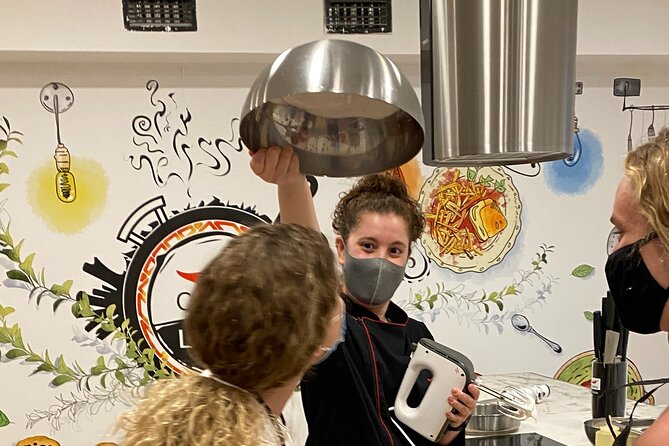 Lisbon Portuguese Cooking Class with 3-Course Dinner - Drinks, Coffee, and Tea: What Comes With the Meal
