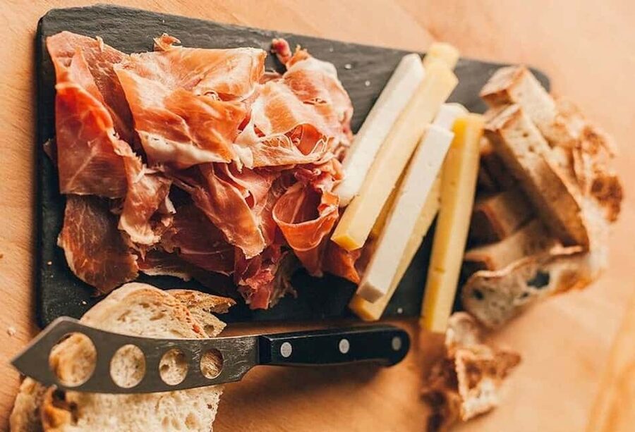 Lisbon: Portuguese Cuisine Food Tour with 17 Tastings - Dietary Needs: Vegetarian, Celiac, and Pescatarian Options (72 Hours Notice)