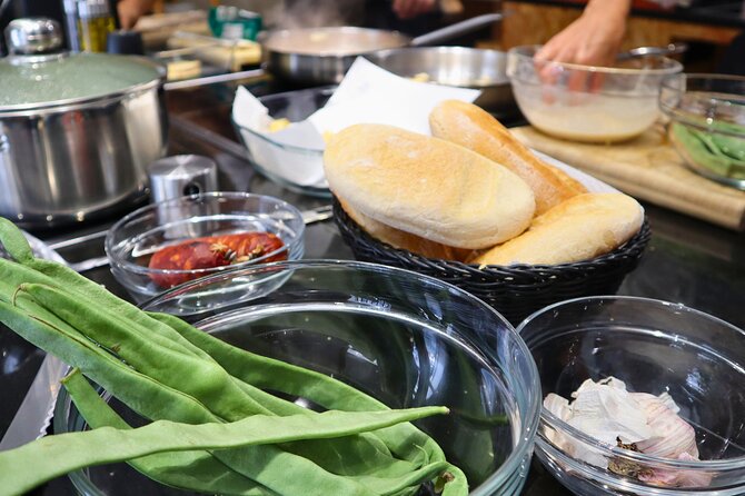 Lisbon: Portuguese street food cooking class with Drinks - The 2-hour game plan: short stories, then hands-on stations, then a shared meal