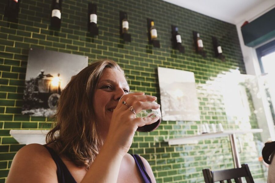 Lisbon: Portuguese Wine and Cheese Tasting with Lunch - The 2-hour flow: how six wines and lunch fit together