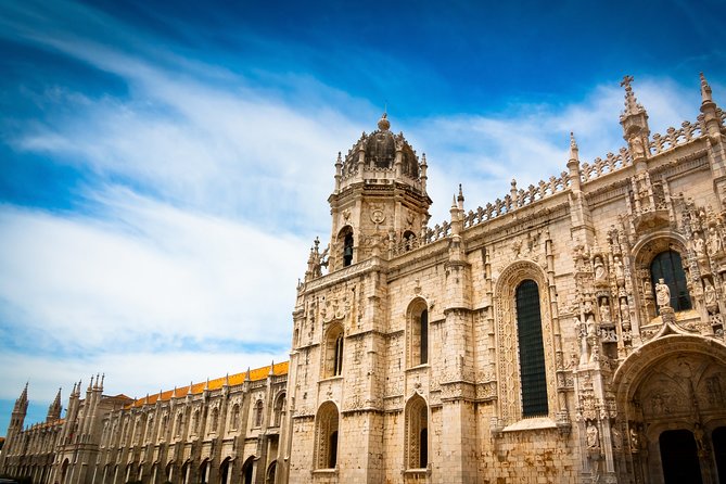 Lisbon Premium Private Half-Day Discovery - São Jorge Castle: the hilltop payoff and your ticket strategy
