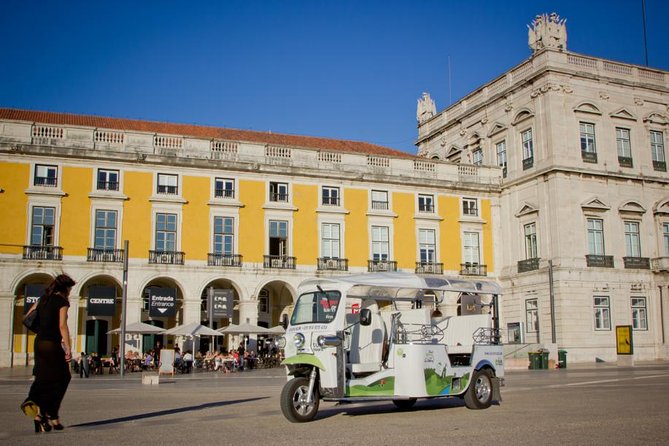 Lisbon Private 5-Hour Eco Tuk-Tuk Tour with Local Tastings - Getting Oriented Fast on a Private Eco Tuk-Tuk Ride