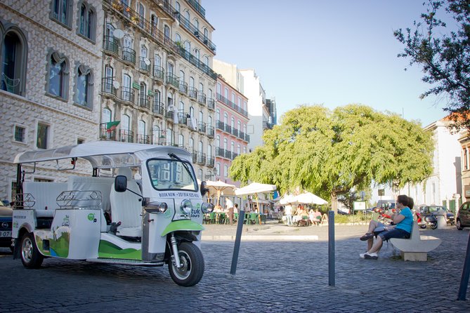Lisbon Private 5-Hour Eco Tuk-Tuk Tour with Local Tastings - Moorish Quarter and the Viúva de Lamego Ceramic Stop