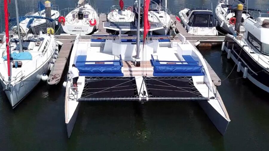 Lisbon: Private Catamaran Charter for up to 18-People - Christ Statue Viewpoint: Big Sight, No Sweat