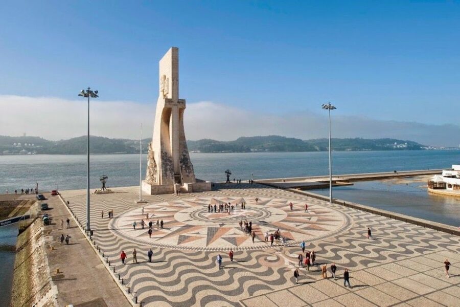 Lisbon: Private Christmas Lights Tour by Eco Tuk Tuk - Weather Check: Rain or Shine in Lisbon