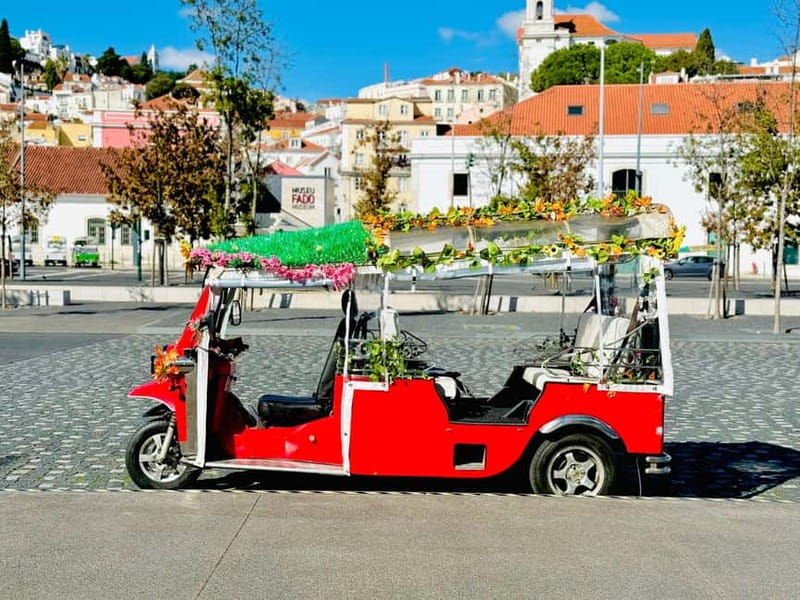 Lisbon: Private City Tour by Eco-friendly Tuk Tuk - Key things to know before you ride