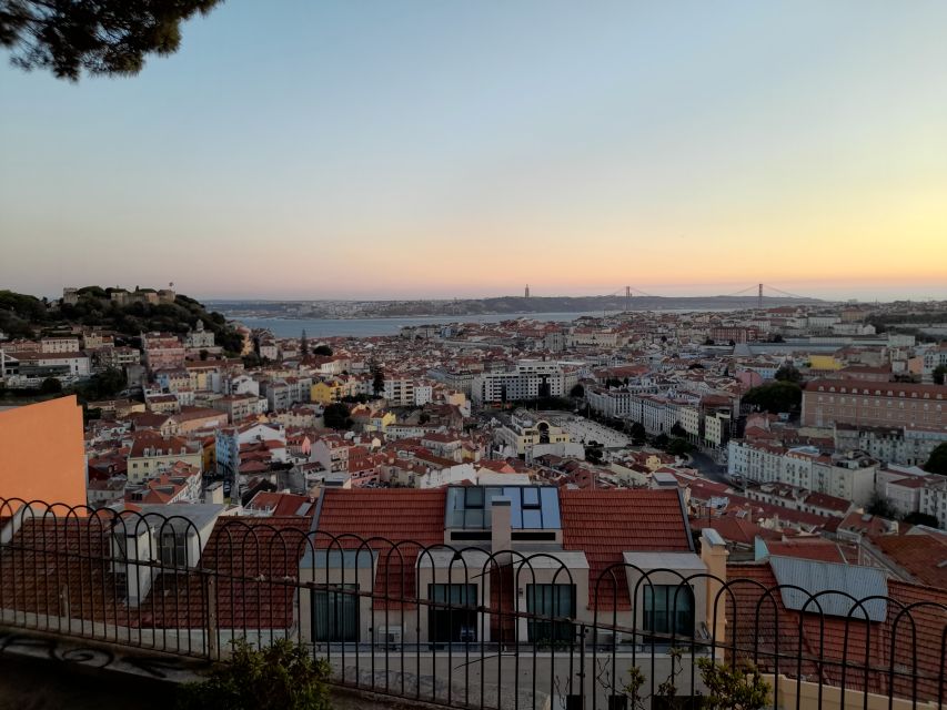 Lisbon: Private Eco Tuk-Tuk Tour for 2 Hours - Your guide is the product: live commentary that keeps it from feeling like sightseeing transport