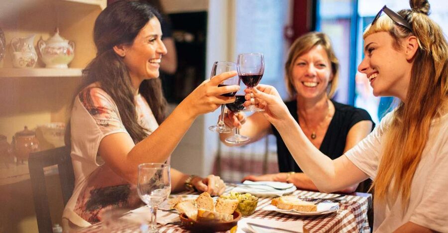 Lisbon: Private Evening Tour with Drinks & Bites in Alfama - Key things to know before you go