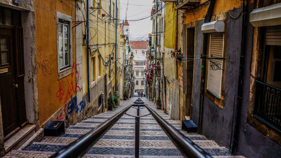 Lisbon: Private Expert City Tour by Eco Tuk Tuk - Why this Lisbon eco tuk tuk tour works so well for first-timers