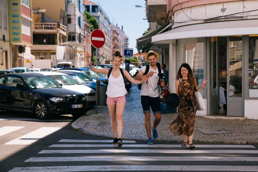 Lisbon: Private Food Tour – 10 Tastings with Locals - Starting at Miradouro de São Pedro de Alcântara: the perfect launch spot