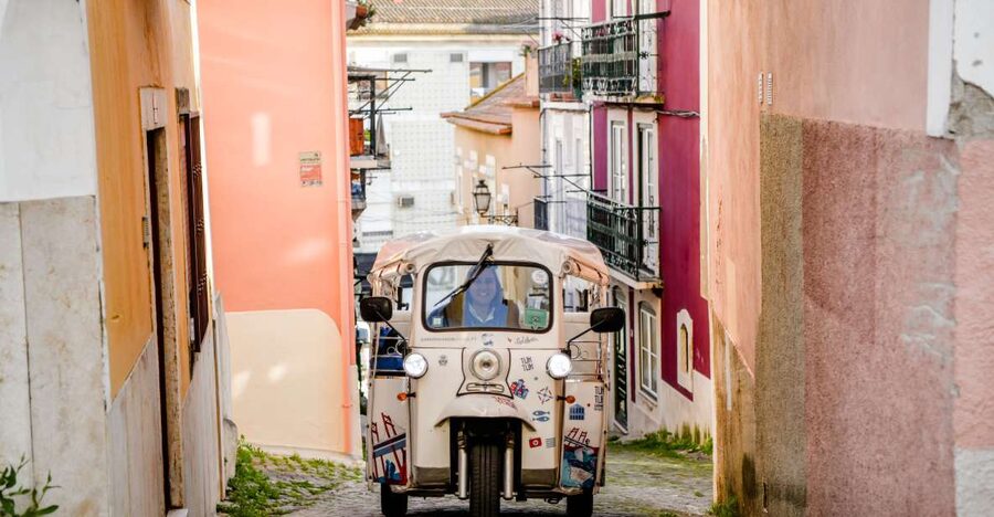 Lisbon: Private Food & Wine City Tour by Eco Tuk Tuk - What this private electric tuk-tuk tour is really good for