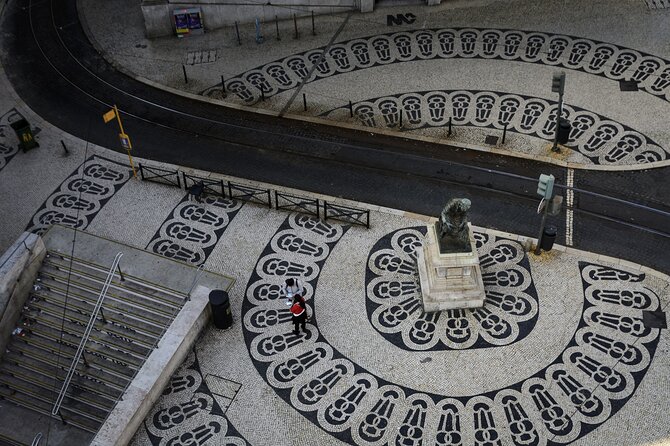 Lisbon Private Full Day Walking Tour - Lunch at Largo dos Trigueiros: Fuel for Alfama’s Hills