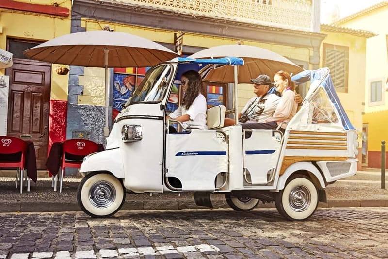 Lisbon: Private Grand Experience City Tour by Tukxi - Tuk Tuk Lisbon: Quick City Overview Without Hill Strain