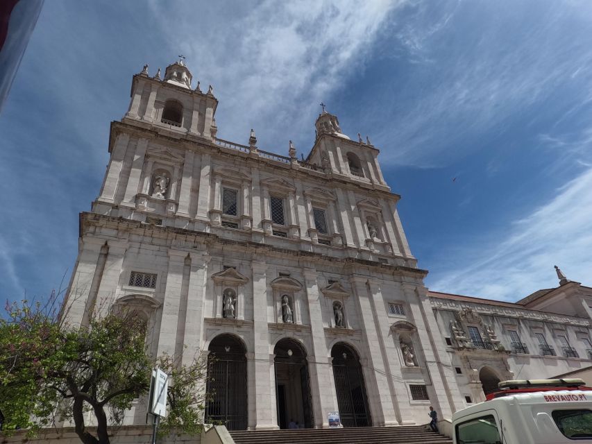 Lisbon:Private guided historical sightseeing Tour by TUK-TUK - Extra Practical Tips Before You Go