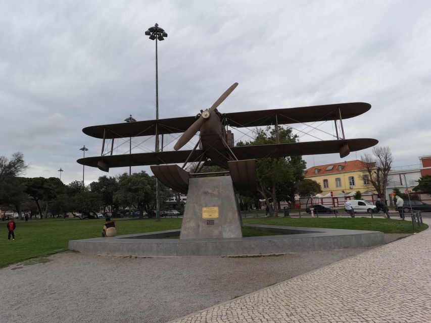 Lisbon:Private guided historical sightseeing Tour by TUK-TUK - Lisbon’s “Seven Hills” Viewpoints in a Smarter Route
