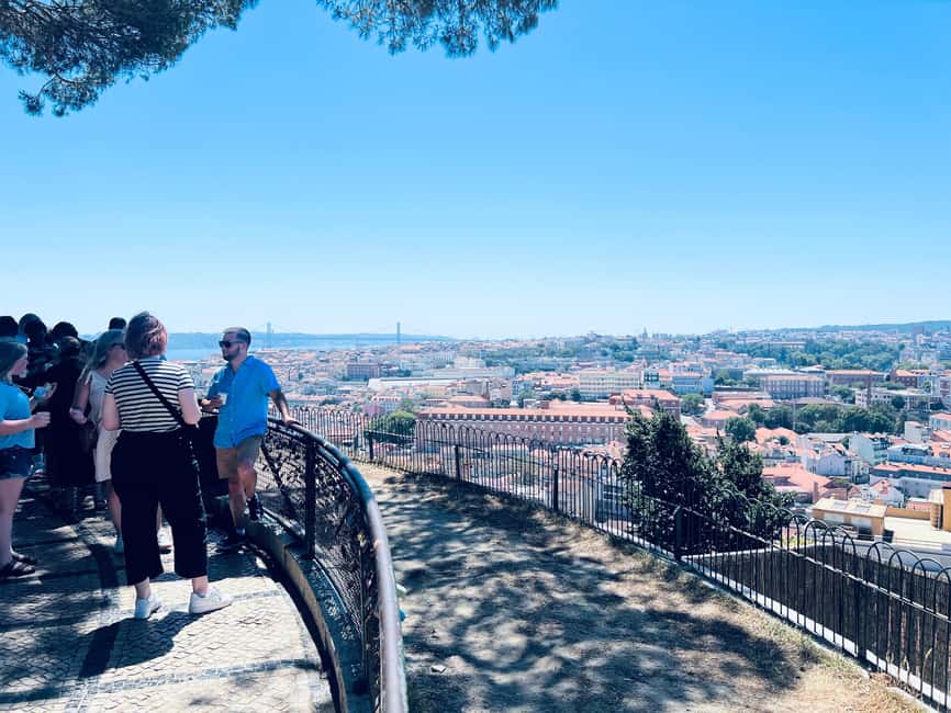 Lisbon: Private Guided TukTuk Tour Old Town 8-10 Spots - São Vicente de Fora and the National Pantheon: culture without the long ticket lines