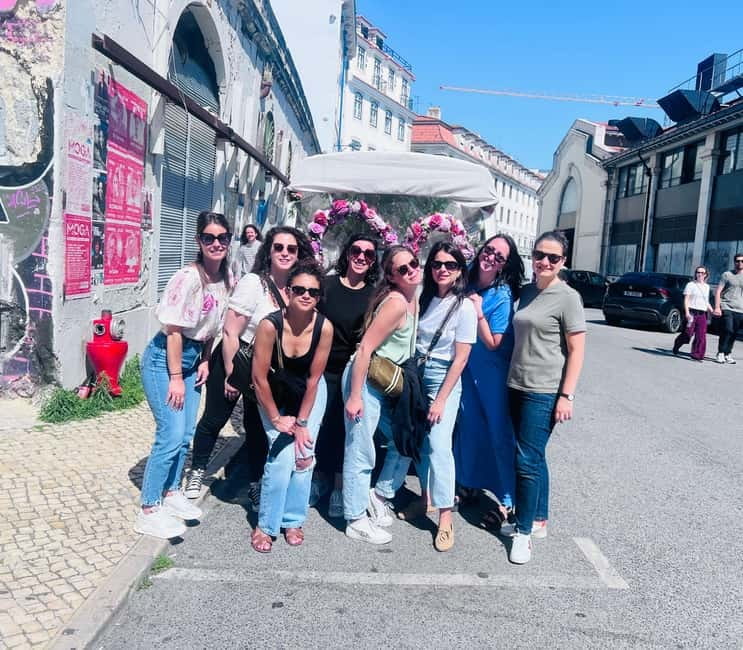Lisbon: Private Guided Tuktuk Tour With History - Churches, São Vicente de Fora, and the National Pantheon stop you’ll remember