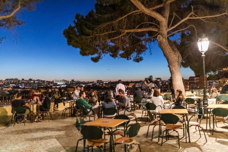 Lisbon, Private Highlights & Hidden Gems Tour with a Local - Getting the iconic sights without losing the plot