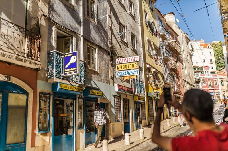 Lisbon, Private Highlights & Hidden Gems Tour with a Local - How the flexible route keeps your day from going sideways