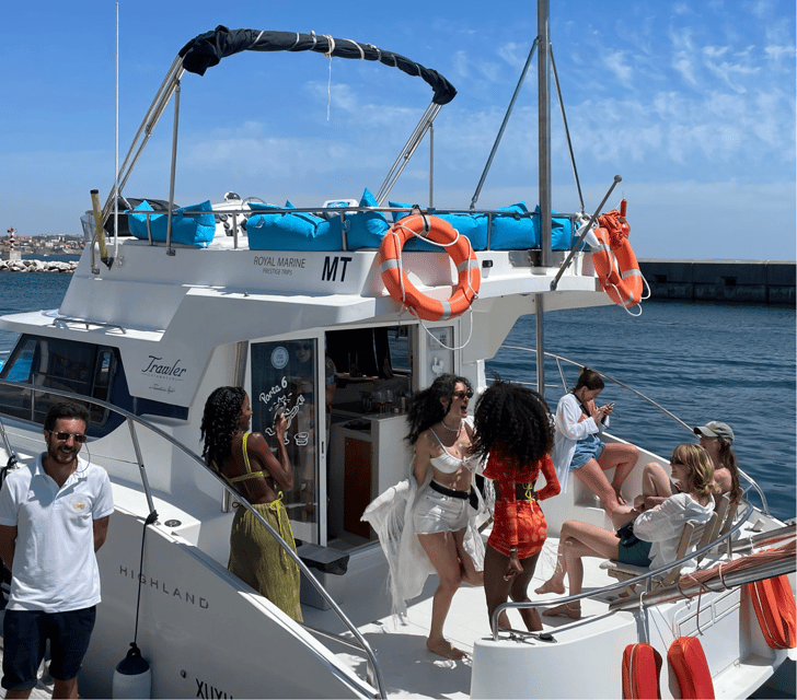 Lisbon: Private Luxury Catamaran Tour with Welcome Drink - Catering and snacks: what you can add to make it feel like a party