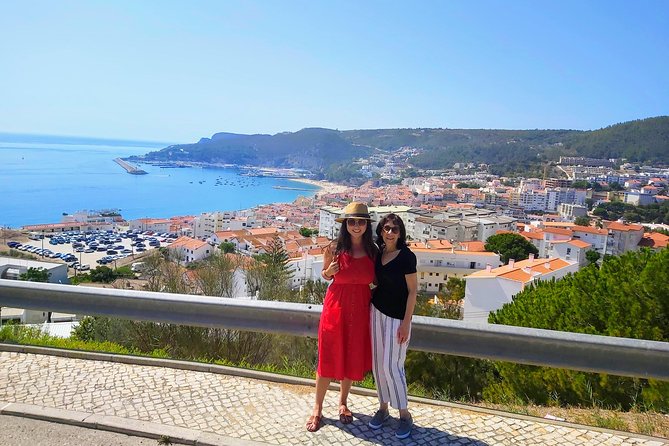 Lisbon Private Luxury Paradisiacal Coastline Tour - A private day along Portugal’s coast, without the parade