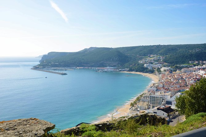 Lisbon Private Luxury Paradisiacal Coastline Tour - Door-to-door pickup in Lisbon city: the practical win