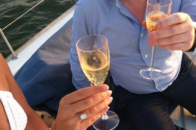Lisbon Private Romantic 2h Cruise with sparkling wine-Day/Sunset - Price and What It Really Buys You (Up to 2 People)