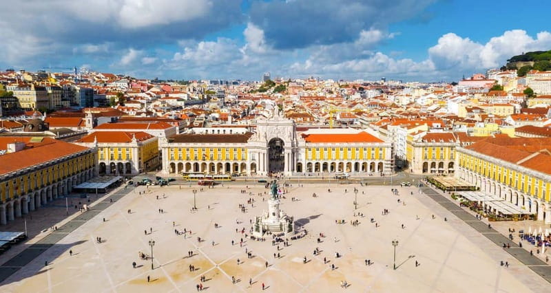 Lisbon: Private Sightseeing Full City Tour by TukTuk - City Centre and Bairro Alto: Passing Chiado, Stopping at Carmo and Pink Street
