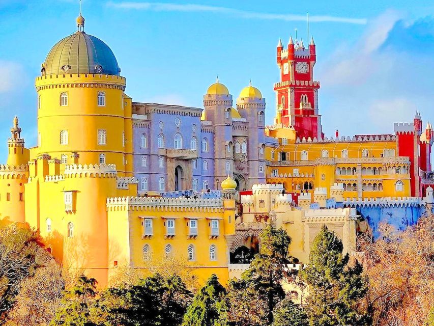 Lisbon: Private Sintra, Pena Palace, Cabo da Roca, & Cascais - Sintra Town Break: Freedom to Eat and Wander