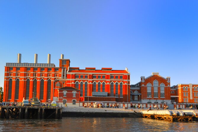 Lisbon Private Sunset Cruise - Price and value: what $169.78 per person includes