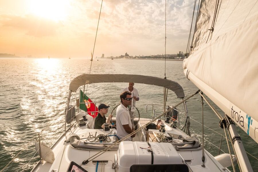 Lisbon: Private Sunset Cruise on the Tagus River with Drink - Mar da Palha (Starboard Side) and Vasco da Gama Bridge Details