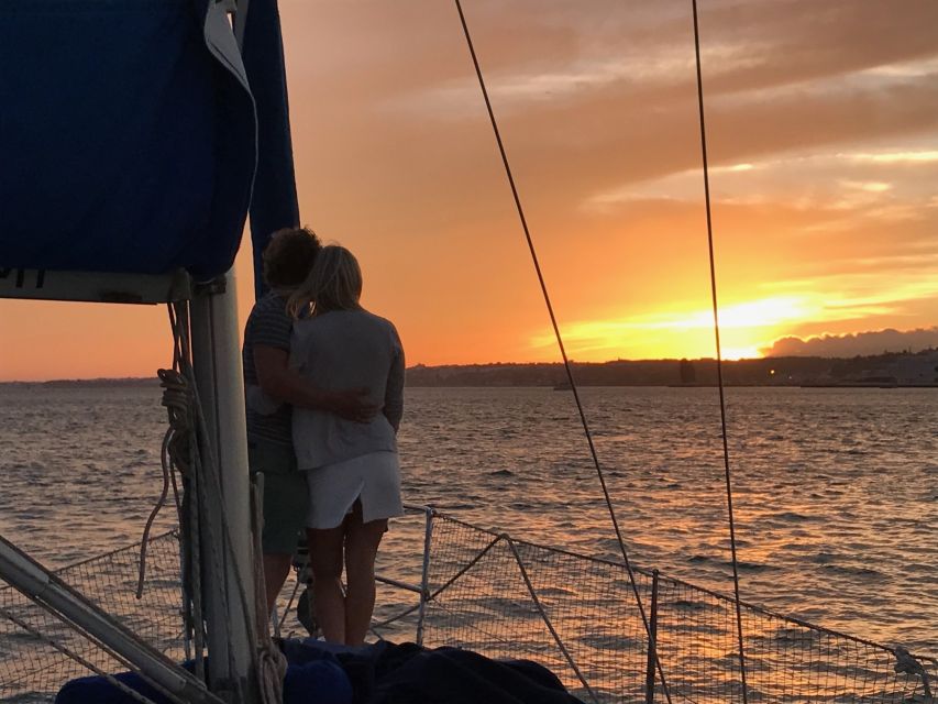 Lisbon: Private Sunset Sailing Tour with Champagne - Tagus sunset sail: the shortcut to rare Lisbon angles