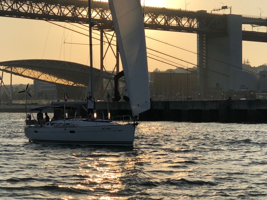 Lisbon: Private Sunset Sailing Tour with Champagne - From Belém to the Padrão dos Descobrimentos: monuments right after departure