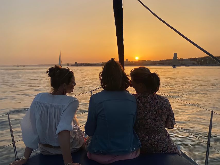 Lisbon: Private Tagus River Sunset Cruise on a Luxury Boat - Cristo Rei and sunset: the horizon moment you can plan around