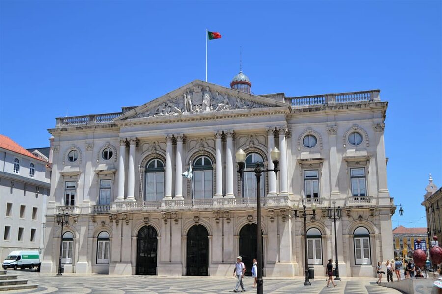 Lisbon Private Tour in Spanish - Lisbon Cathedral and Arco da Rua Augusta: classic center, big moments