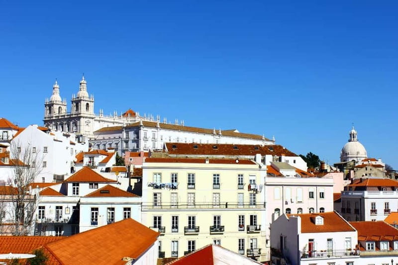 Lisbon Private Tour: Old Town & Viewpoints - Pace, Walking Conditions, and What to Bring