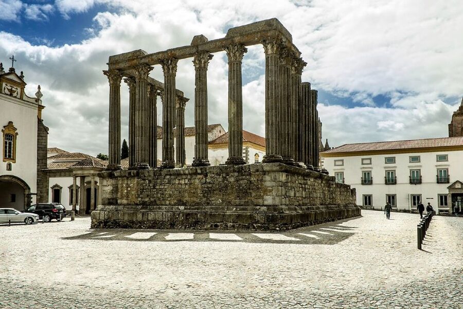 Lisbon: Private Tour to Évora and Cork Factory - Roadside bonuses: stork-nest power towers and a Lisbon view on the way back