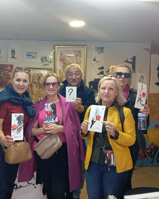 Lisbon: Private Tour with Locals - Photos and a gift book: take home proof, not just screenshots
