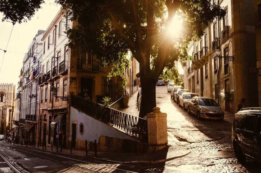 Lisbon: Private Tour with Locals – Highlights & Hidden Gems - How a Local Guide Changes the Whole Trip