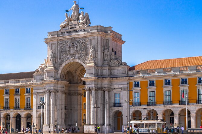 Lisbon: Private Tuk-Tuk City Tour - Price and value: what $39.85 really buys you